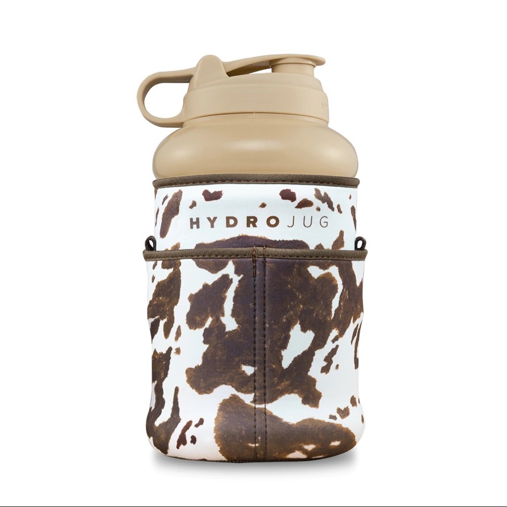 BNWT Hydrojug brown cow-print sleeve